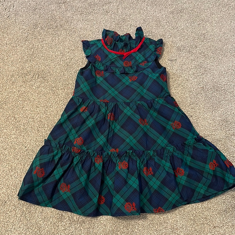 Beautiful dress - Picture 2 of 5
